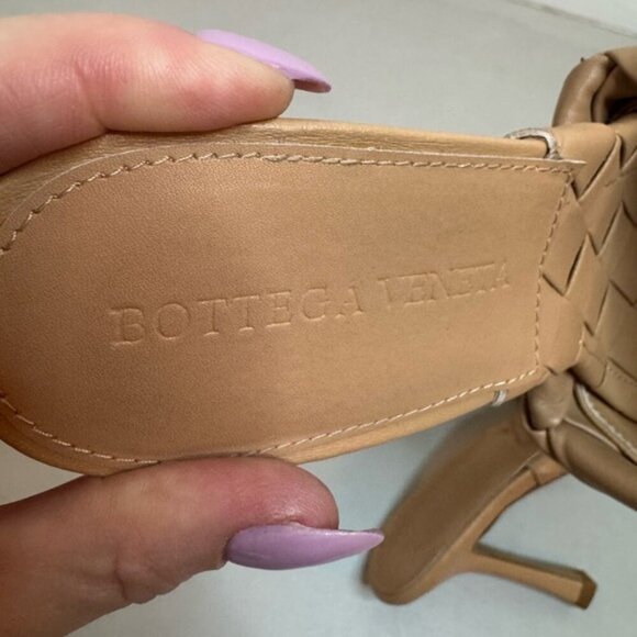 Bottega-Inspired Padded Mules | Light Beige | Size 6 | Chic Minimalist Heel - Picture 6 of 16